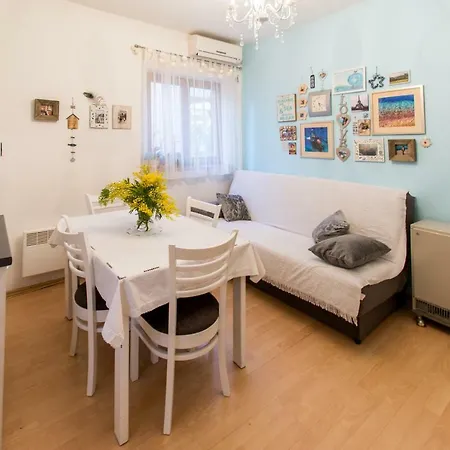 Cute Shabby Chic Ella Apartamento Zadar